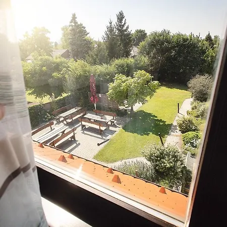 게스트하우스 Castrum Vendeghaz