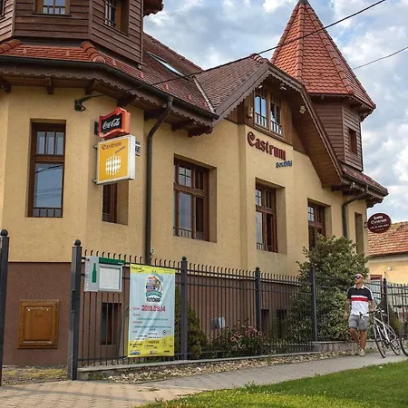 Castrum Vendeghaz Guest house